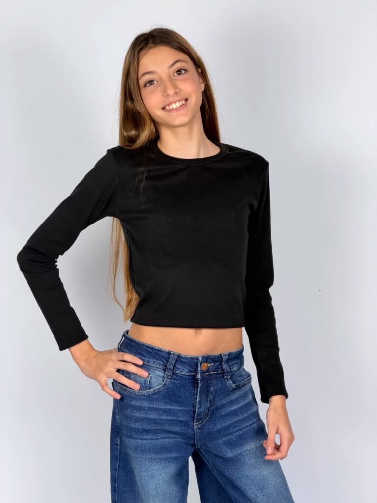 REMERAS Y TOPS